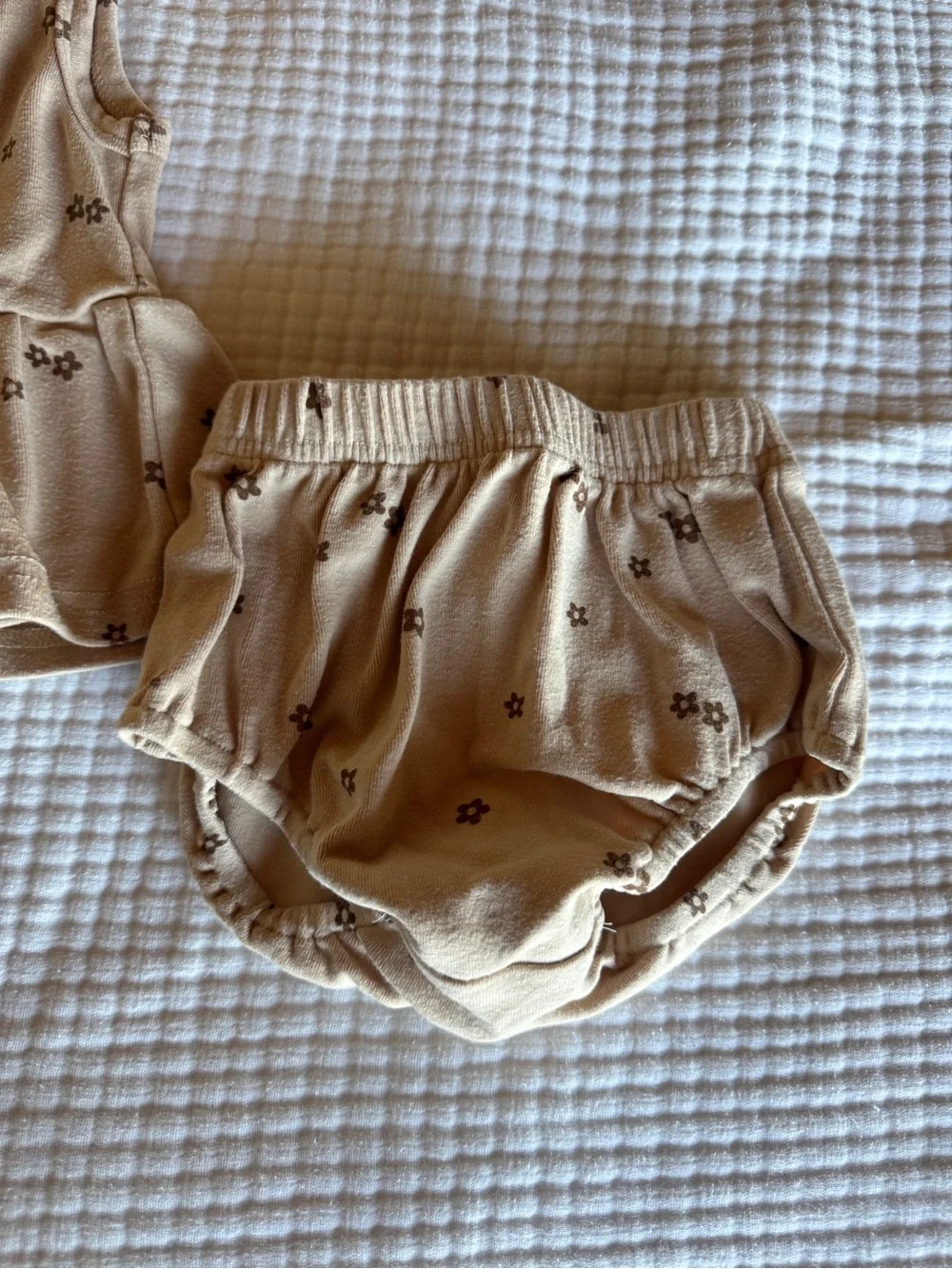 Mebie Baby Mini Set - Beige Floral Baby Tank Top & Bloomers